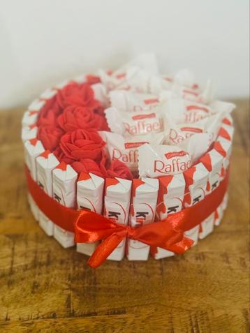 Kinderchocolade raffaelo cadeau taart VALENTIJNSTIP!! beschikbaar voor biedingen