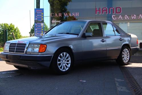 Mercedes - E300 Turbo - Oldtimer - W124 - Automaat, Auto's, Oldtimers, Bedrijf, Te koop, Elektrische ramen, Mercedes-Benz, Diesel