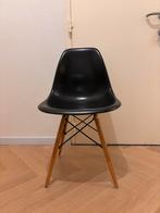 4 eames replica stoelen, Enlèvement, Comme neuf, Noir