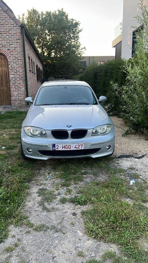Bmw 120i Benzine, Auto's, BMW, Particulier, 1 Reeks, Benzine, Euro 4, Berline, 4 deurs, Handgeschakeld, Zilver of Grijs, Grijs