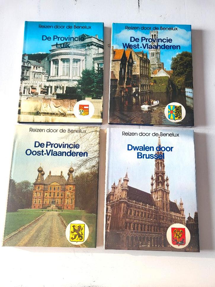 Reizen door de Benelux:, Boeken, Reisgidsen, Zo goed als nieuw, Reisgids of -boek, Benelux, Ophalen of Verzenden