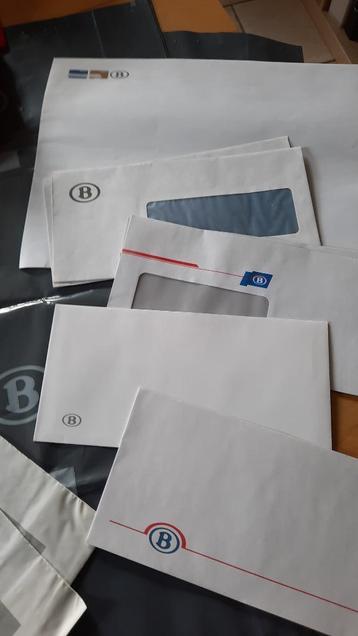 Lot SNCB 5 enveloppes, sachets et foulard