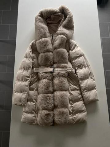 zeer mooie en warme jas My Queen beschikbaar voor biedingen