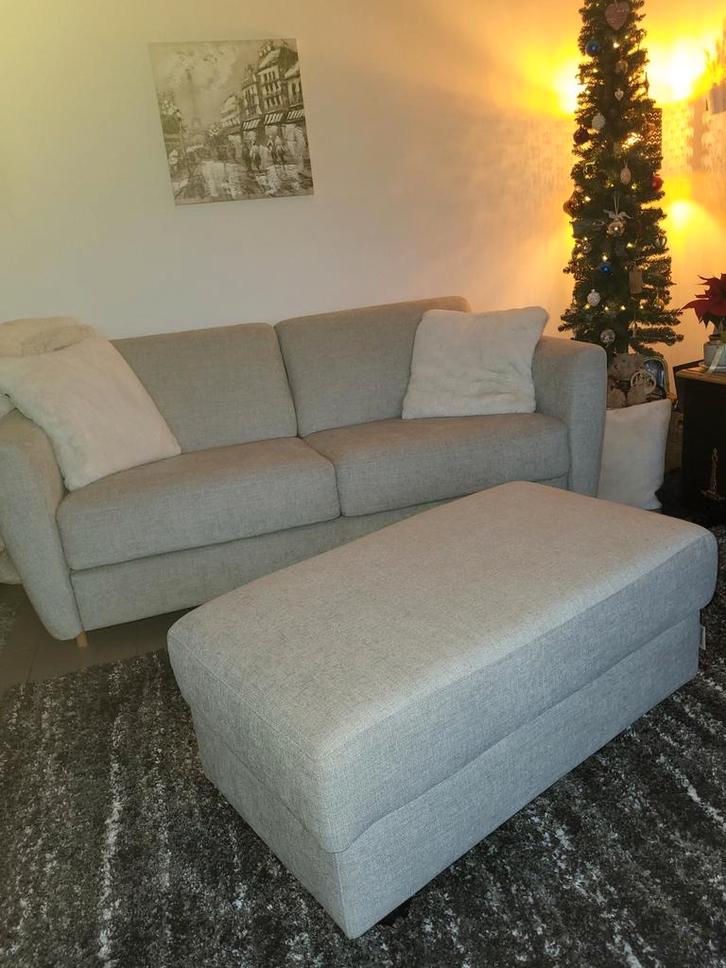 DIVAN LIT et POUF DIENNE Haut gamme avec ou ss matelas., Maison & Meubles, Canapés | Coins salons complets, Comme neuf, Tissus