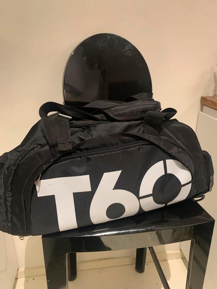 Grote zwarte T60 sporttas, Handtassen en Accessoires, Tassen | Sporttassen, Nieuw, Ophalen of Verzenden