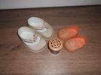 lot de 2 paires de chaussures + boite bruitage pour poupee, Enlèvement ou Envoi