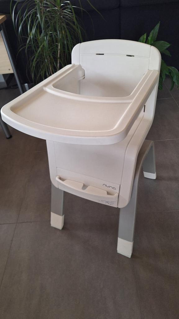 Meegroeistoel Nuna Zaaz, Enfants & Bébés, Chaises pour enfants, Utilisé, Chaise évolutive, Coulissant, Plateau amovible, Ceinture(s)