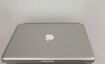 Apple MacBook Pro i5 - 13” 