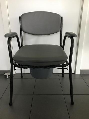 WC stoel beschikbaar voor biedingen