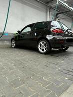 Alfa romeo 147 benzine met keuring 156000km, Voorwielaandrijving, 4 zetels, Zwart, 1600 cc