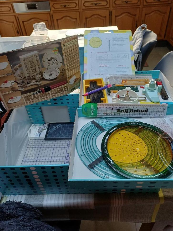 nieuw knutselmateriaal allerlei, Hobby & Loisirs créatifs, Bricolage, Neuf, Outillage ou Accessoires, Enlèvement