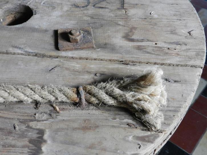 Gedraaid henneptouw, Zakelijke goederen, Overige Zakelijke goederen, Ophalen