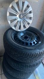 Winterbanden 195/65 R 15, Auto-onderdelen, Banden en Velgen, Ophalen, Winterbanden