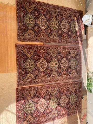 3 handgeknoopte Turkistan tapijten – elk 135x70 cm beschikbaar voor biedingen