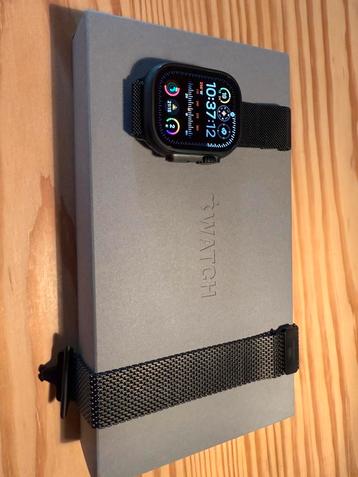 Apple watch ultra 2 zwart met 2 bandjes beschikbaar voor biedingen