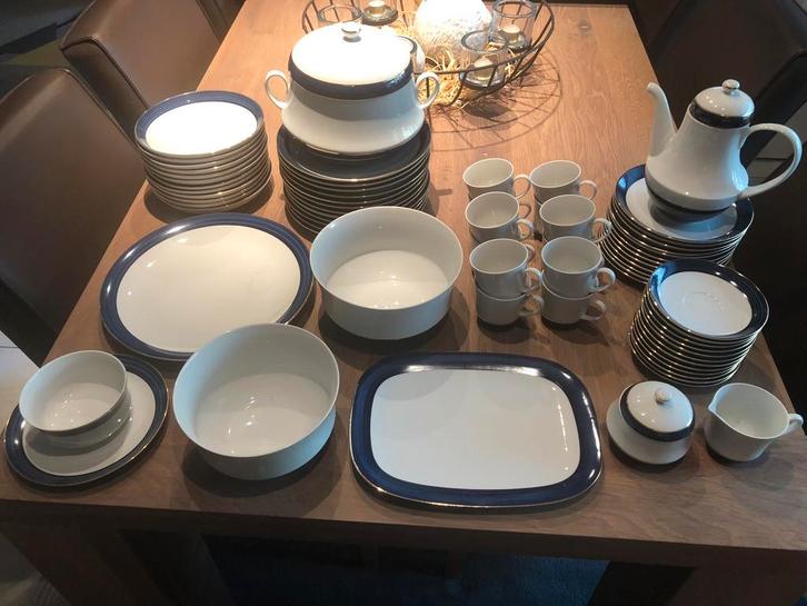 Eet- en koffie servies IONYA-serie Hellas-72-delig, Huis en Inrichting, Keuken | Servies, Bord(en), Porselein, Ophalen