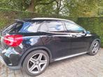 Mercedes GLA 200 d DCT, Auto's, Mercedes-Benz, Alcantara, Zwart, 115 g/km, Diesel