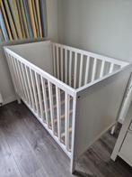 Ikea ledikant babybed Sundvik, Kinderen en Baby's, Ophalen, Gebruikt, Ledikant