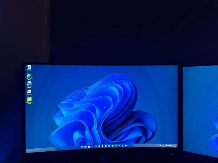 2 Gaming-scherm, Computers en Software, Monitoren, Zo goed als nieuw, 151 t/m 200 Hz, DisplayPort, HDMI, Gaming, Ophalen