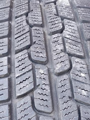 1 Firestone 195/60/15 88H band + 4 X 108 Ford-velg beschikbaar voor biedingen