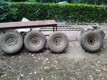 4 stalen velgen beschikbaar voor biedingen