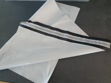  Verzendzakken, extra sterk, zelfklevende sluiting 75x65cm beschikbaar voor biedingen