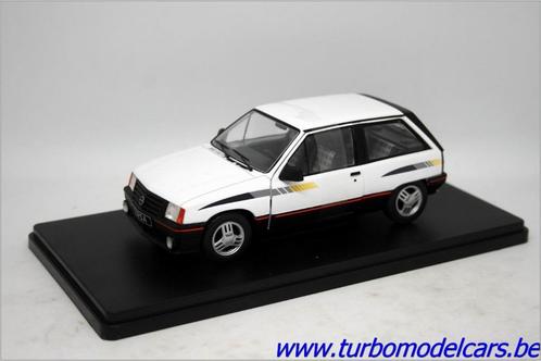 Opel Corsa A SR 1985 1/24 WhiteBox, Hobby en Vrije tijd, Modelauto's | 1:24, Nieuw, Auto, Overige merken, Verzenden