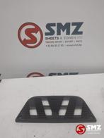 Calandre marchepied mercedes actros mp4 a960666472, Neuf, Mercedes-Benz, Autres pièces automobiles