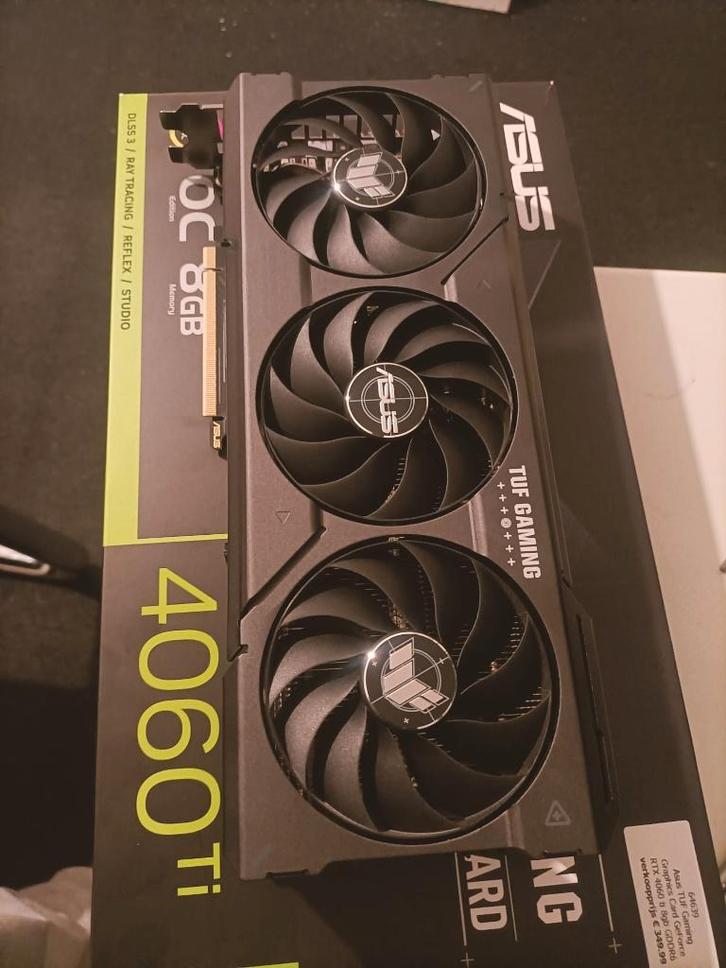 Asus Tuf RTX 4060 TI, Computers en Software, Videokaarten, Zo goed als nieuw, Nvidia, PCI-Express 4.0, GDDR4, HDMI, Ophalen of Verzenden