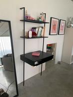 Solomon wandbureau van Made . com, zwart met planken, Ophalen, Zo goed als nieuw