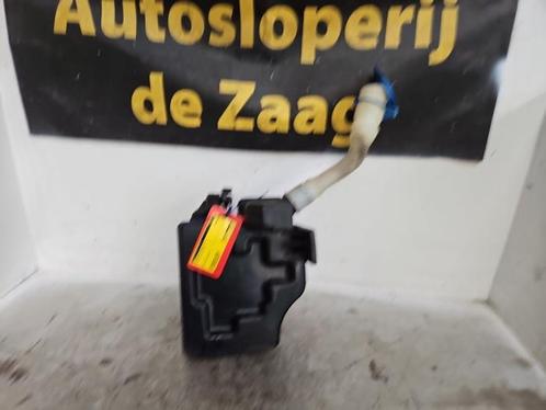 Ruitensproeiertank voor van een Volkswagen Polo, Auto-onderdelen, Ruiten en Toebehoren, Volkswagen, Gebruikt, 3 maanden garantie