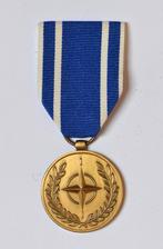 NAVO - Medaille voor Macedonië, Verzenden, Landmacht, Lintje, Medaille of Wings