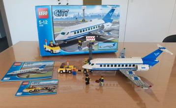 LEGO City 3181 - Luchthaven Passagiersvliegtuig - Jaar 2010 beschikbaar voor biedingen