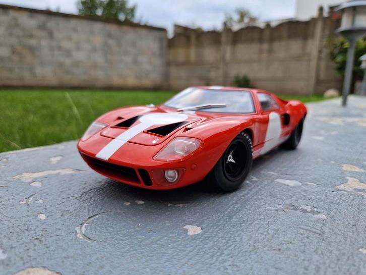 FORD GT40 - Edition Limitée - Échelle 1/18 - PRIX : 49€, Hobby en Vrije tijd, Modelauto's | 1:18, Nieuw, Auto, Solido, Ophalen