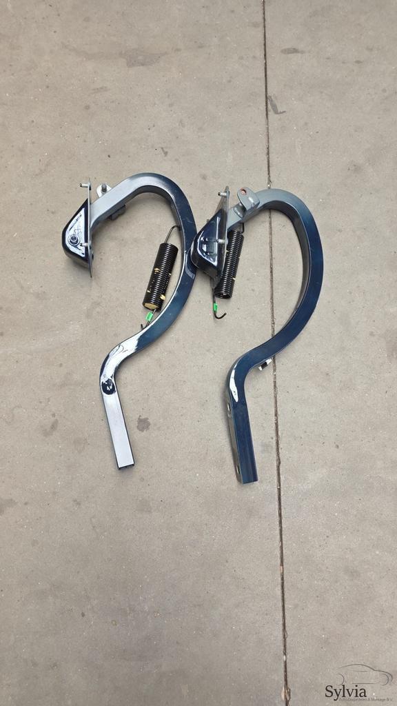 Achterklep scharnieren set BMW 3 / 4  serie F30 F32 F80 F82, Auto-onderdelen, Carrosserie, Gebruikt, Ophalen of Verzenden