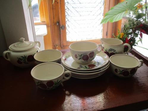Lot 12 stuks   Maufacture  Imperiale  et  Royale  NIMY, Huis en Inrichting, Keuken | Servies, Gebruikt, Overige stijlen, Porselein