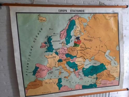 Europa staatkundig schaal 1:4.500.000 Canvas, Antiek en Kunst, Antiek | Schoolplaten, Ophalen
