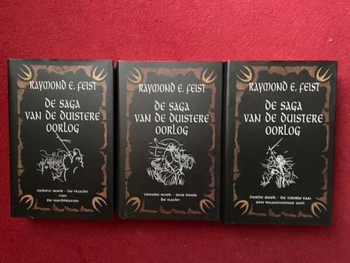 RAYMOND FEIST DE SAGA VAN DE DUISTERE OORLOG DE COMPLETE TRI, Boeken, Fantasy, Verzenden