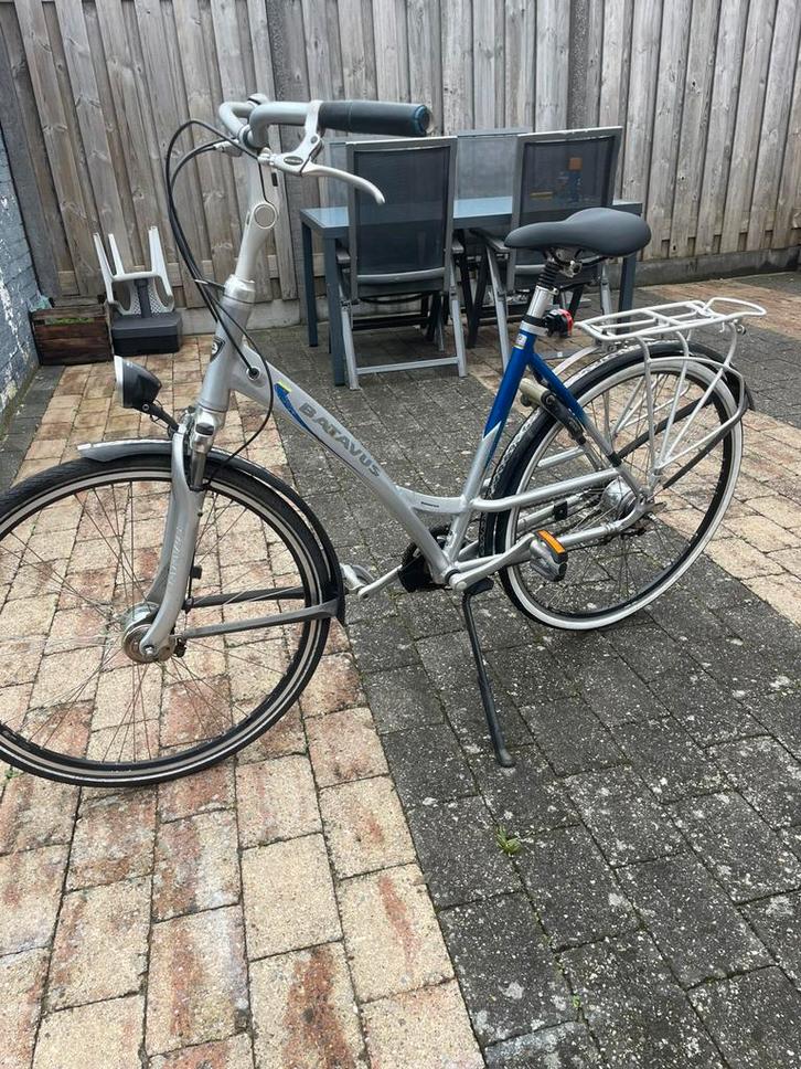 Batavus 28 inch 6 versnelingen, Fietsen en Brommers, Fietsen | Dames | Damesfietsen, Zo goed als nieuw, Batavus, Versnellingen