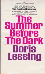 The summer before the dark., Livres, Langue | Anglais, Doris Lessing, Utilisé, Enlèvement ou Envoi, Fiction