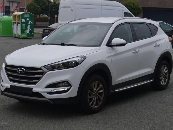 Hyundai Tucson Tucson blue 1.6 GDi 2WD Trend (bj 2016), Auto's, Hyundai, Bedrijf, Te koop, Tucson, ABS, Achteruitrijcamera, Adaptieve lichten