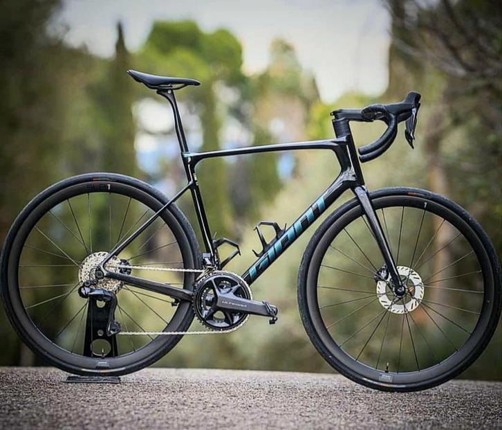 Giant DEFY advanced pro 0 ultegra di2 12v ML capteur de puis, Fietsen en Brommers, Fietsen | Racefietsen, Zo goed als nieuw, Giant