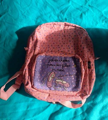 Petit cartable fille beschikbaar voor biedingen