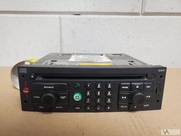 Lancia Phedra Peugoet 807 Citroen C8 radio cd navigatie €75 beschikbaar voor biedingen