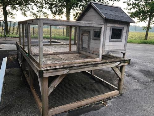 Mooi supergroot konijnenhok, Dieren en Toebehoren, Knaagdieren en Konijnen | Hokken en Kooien, Zo goed als nieuw, Ren, 90 cm of meer