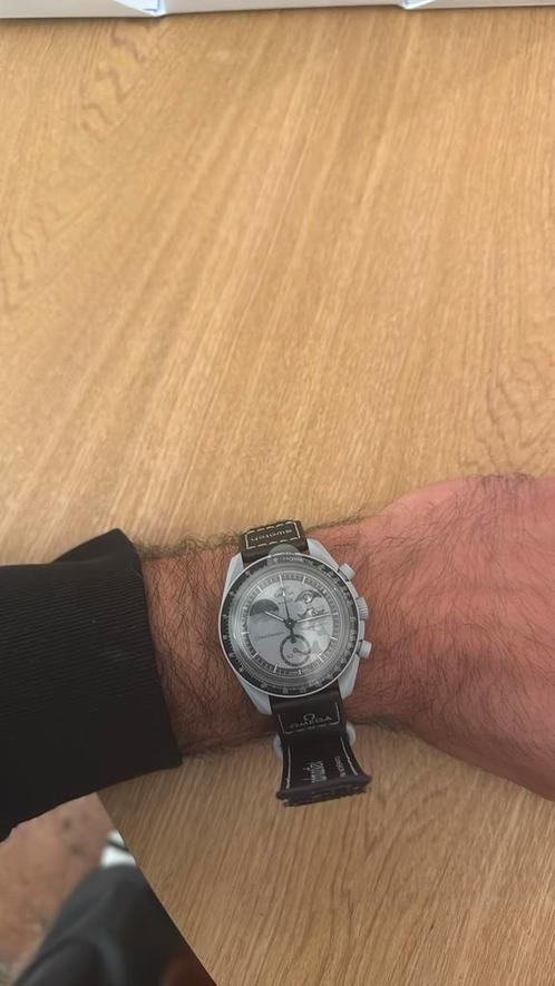 Swatch Omega Mission to Earthphase, Handtassen en Accessoires, Horloges | Heren, Zo goed als nieuw, Polshorloge, Omega, Ophalen