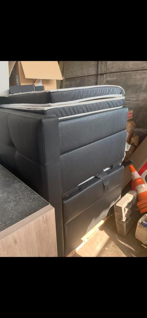 Ruime boxspring 180x220 met opbergruimte & 2 nachtkastjes, Huis en Inrichting, Slaapkamer | Boxsprings, Zo goed als nieuw, Ophalen