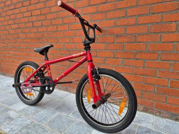 BMX B'Twin Wipe 320 - 20" beschikbaar voor biedingen