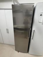 Siemens vrijstaande koelkast, Elektronische apparatuur, Ophalen, Zonder vriesvak, 200 liter of meer, Zo goed als nieuw