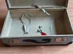 Oude koffer met sleutel, Handtassen en Accessoires, Koffers, Ophalen of Verzenden